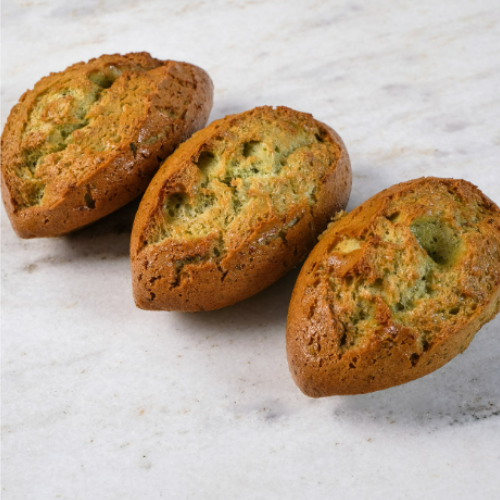 Divan Mini Cake with Pistachio