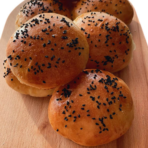 Divan Hamburger Bread with Butter