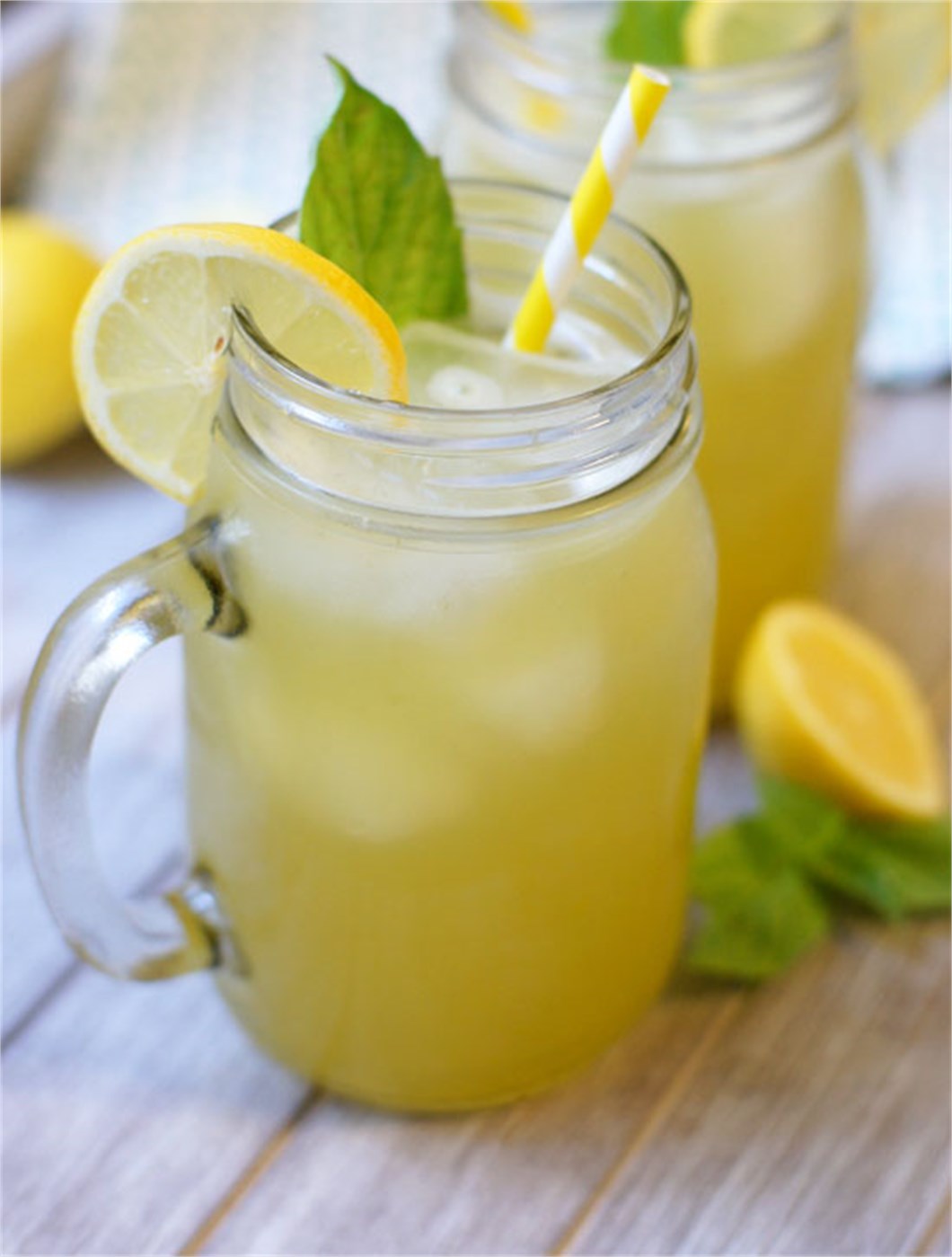 Home Made Lemonade - 1 lt